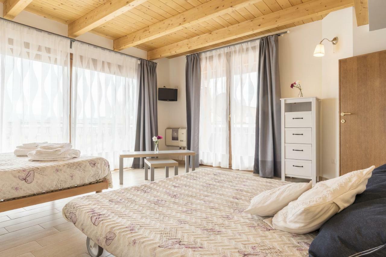 Peperino Attic Flat Apartment Ciampino Ngoại thất bức ảnh
